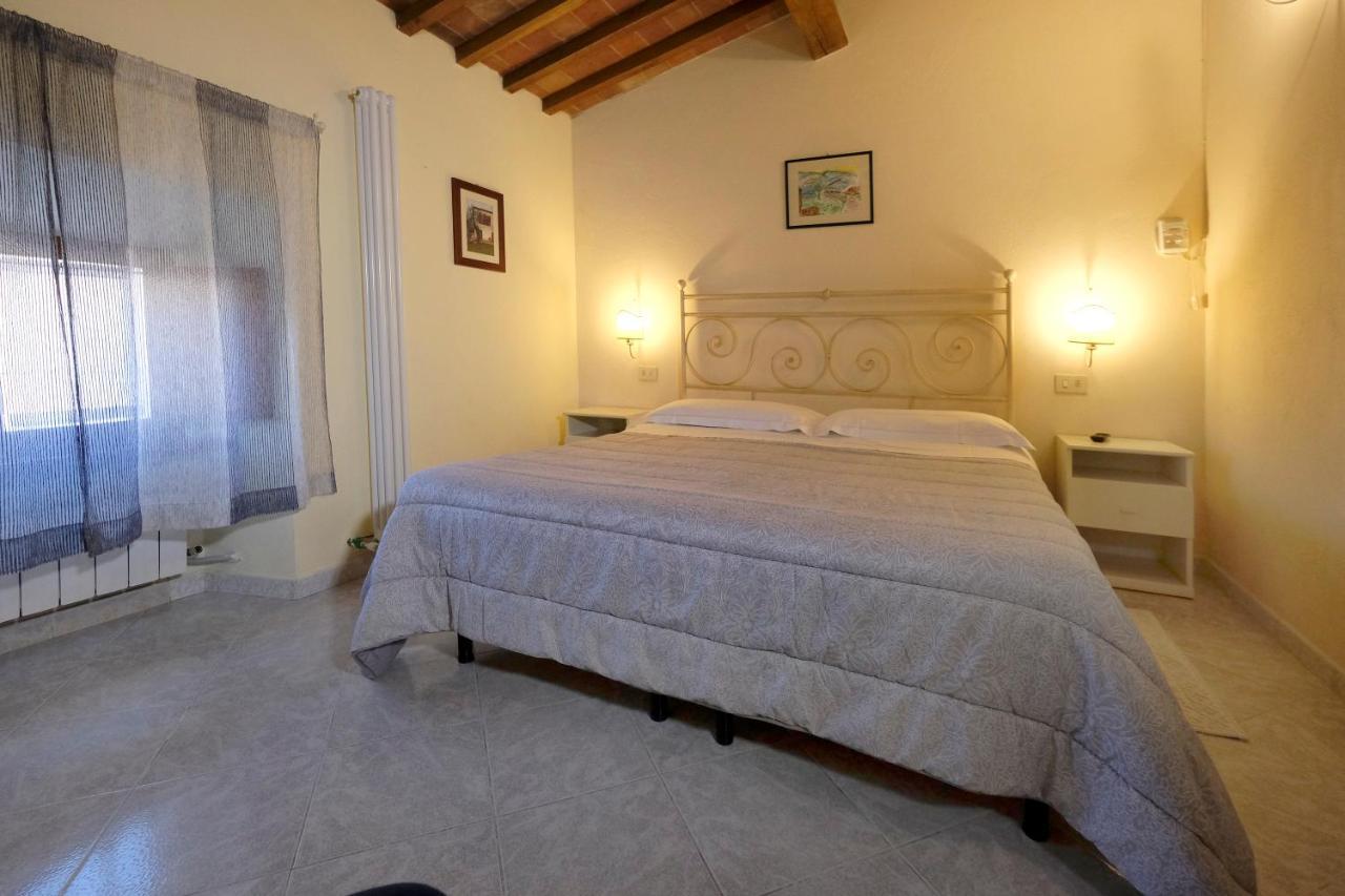 Oliviera Camere ปีเอนซา ภายนอก รูปภาพ