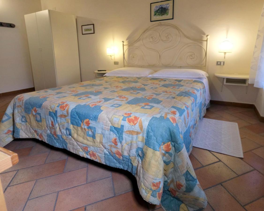 Oliviera Camere ปีเอนซา ภายนอก รูปภาพ