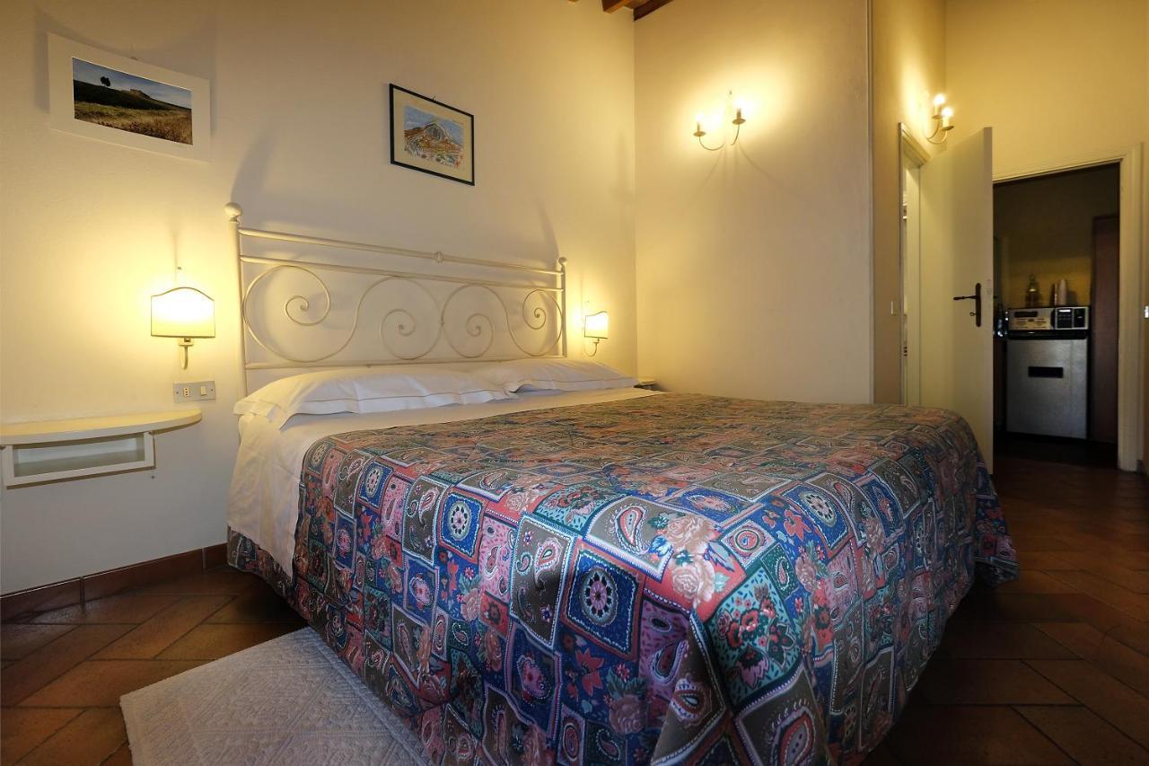 Oliviera Camere ปีเอนซา ภายนอก รูปภาพ