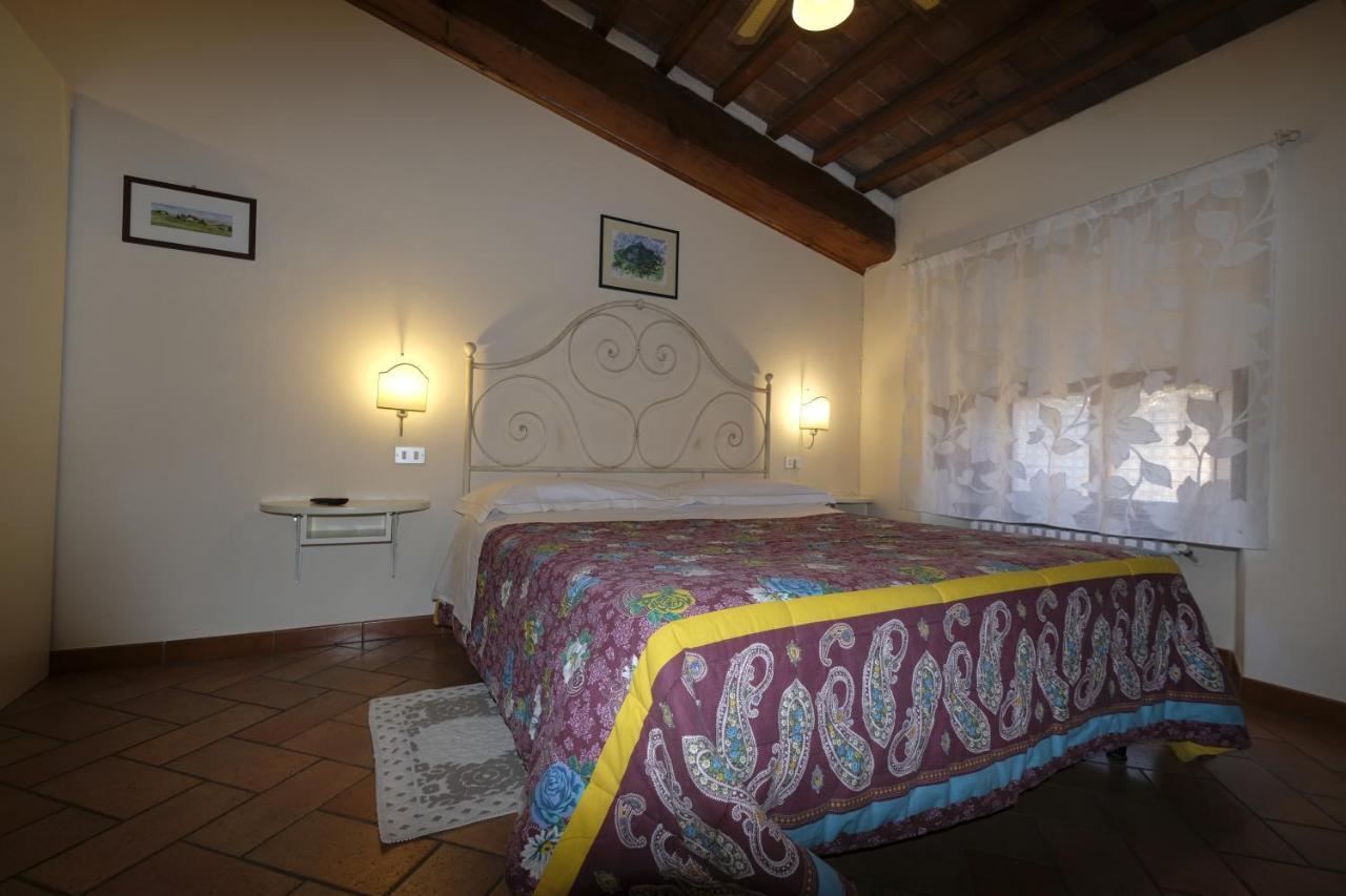 Oliviera Camere ปีเอนซา ภายนอก รูปภาพ