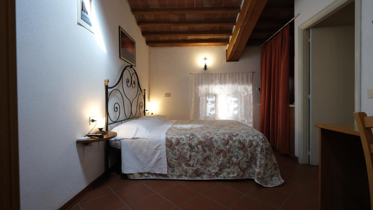 Oliviera Camere ปีเอนซา ภายนอก รูปภาพ